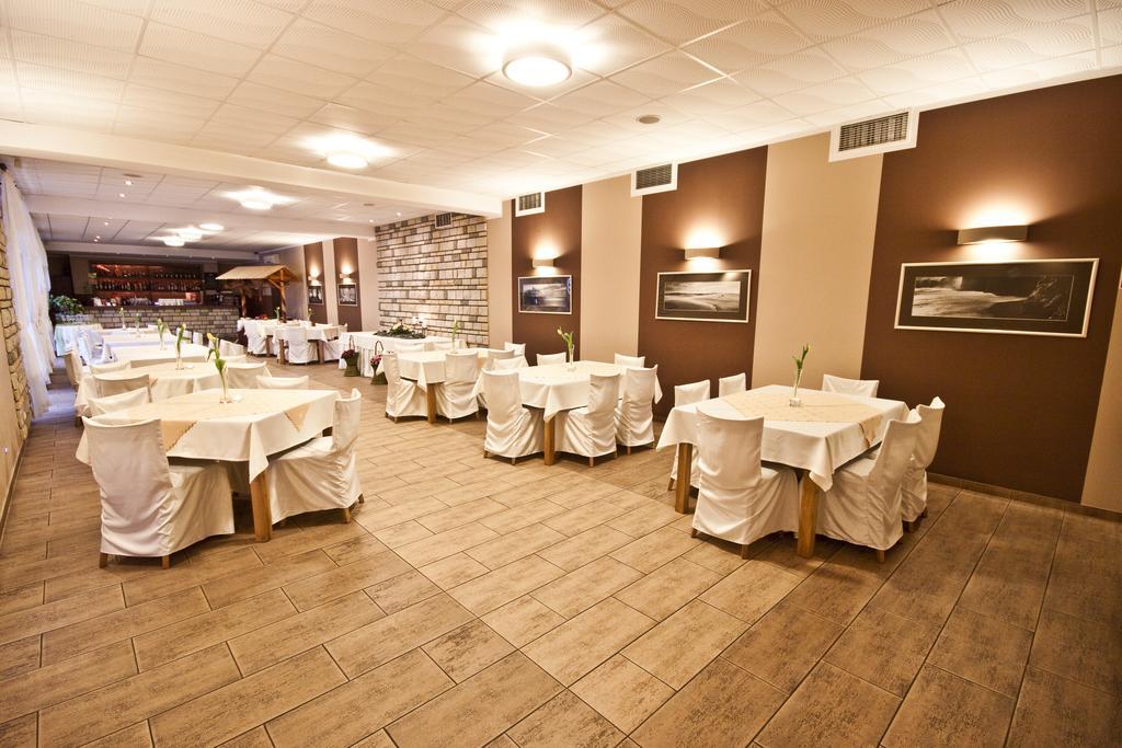 Santana Club Bed & Breakfast Wielen Zaobrzanski Eksteriør bilde